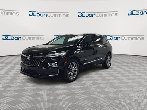 Used 2024 Buick Enclave Avenir AWD/4WD image 4