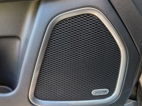 Used 2022 Jeep Compass Latitude w/ Sun and Sound Group image 14