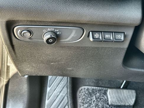 Certified 2023 Buick Envision Avenir image 10