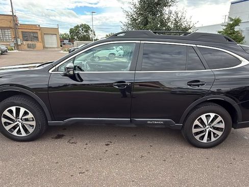 Used 2022 Subaru Outback Premium AWD/4WD image 8