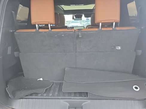 Used 2024 Lexus GX 550 w/ Cold Area Package image 8