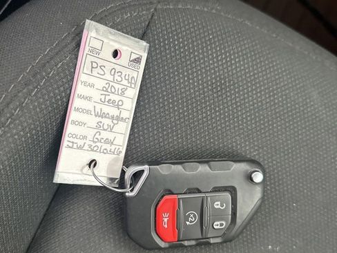 Used 2018 Jeep Wrangler Sport image 32