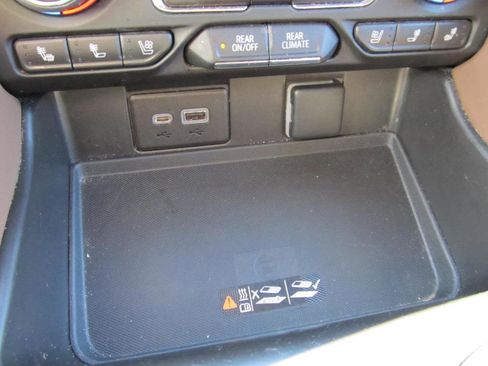 Used 2023 Chevrolet Tahoe High Country image 70