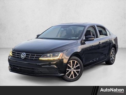 Used 2018 Volkswagen Jetta SE image 1