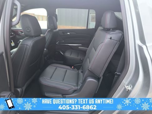 New 2026 Chevrolet Traverse Z71 w/ Enhanced Driving Package image 17