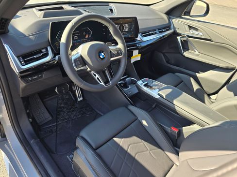 New 2026 BMW X2 xDrive28i w/ Technology Package AWD/4WD image 2