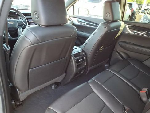 Used 2023 Cadillac XT5 Premium Luxury w/ LPO, Floor Liner Package AWD/4WD image 13