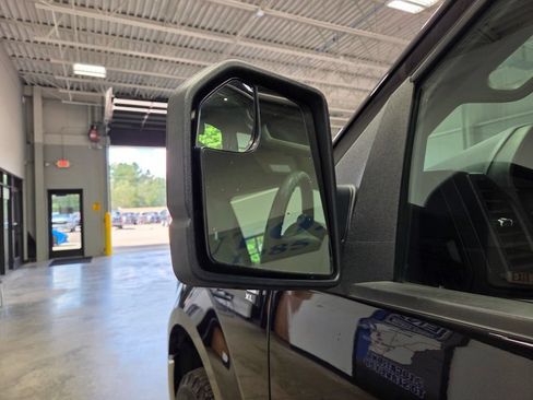 Used 2019 Ford F150 XL w/ Equipment Group 101A Mid AWD/4WD image 17