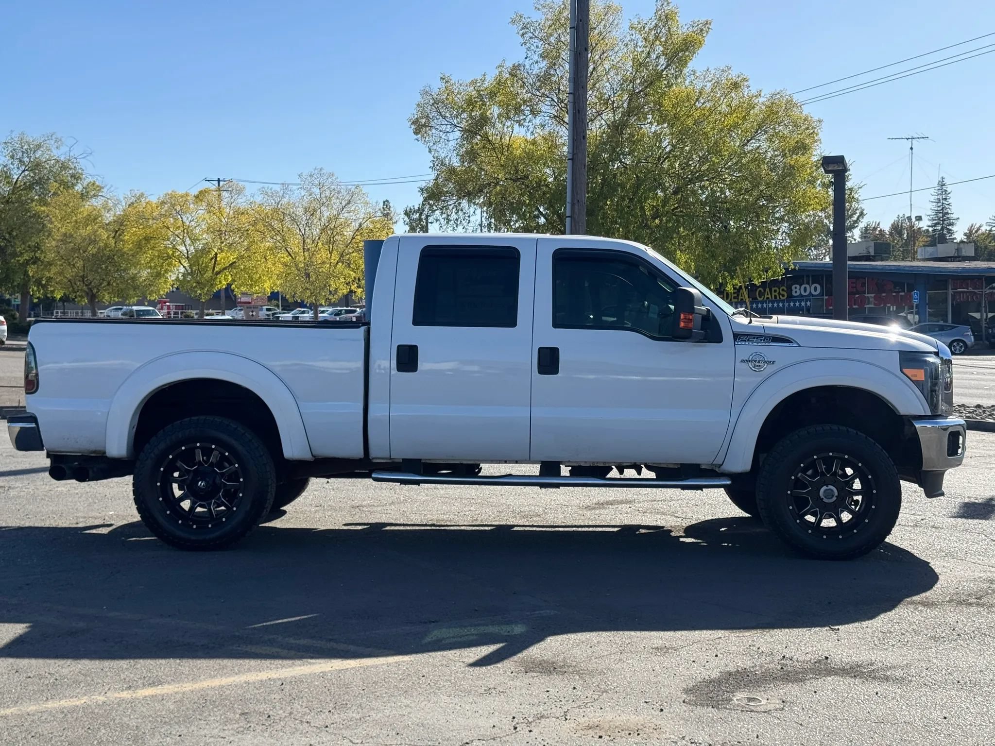 Used 2011 Ford F250 XLT w/ FX4 4X4 Off-Road Pkg image 5