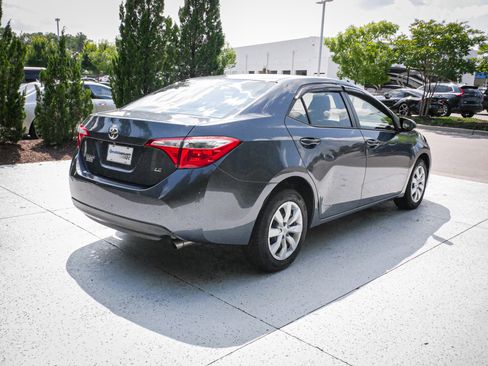 Used 2015 Toyota Corolla LE FWD image 7