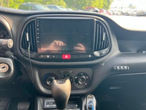 Used 2016 RAM ProMaster City Tradesman FWD image 17
