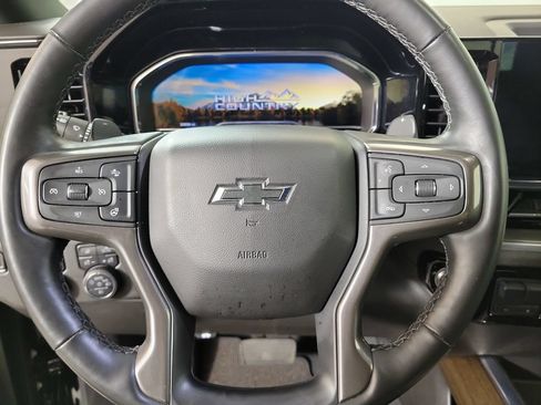 Used 2025 Chevrolet Silverado 1500 High Country w/ Midnight Edition AWD/4WD image 15