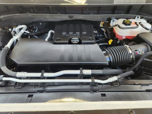 Certified 2024 Chevrolet Silverado 1500 Custom image 23