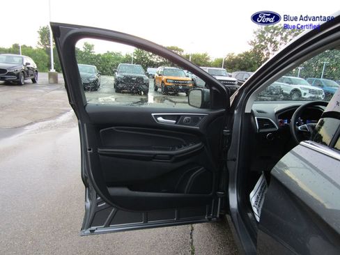 Certified 2024 Ford Edge Titanium AWD/4WD image 29