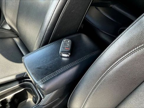 Used 2025 Jeep Compass Limited AWD/4WD image 33