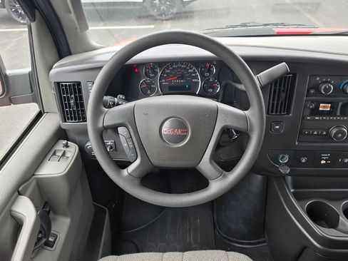 New 2026 GMC Savana 3500 LT w/ LT Preferred Equipment Group RWD image 11