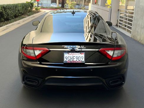 Used 2018 Maserati GranTurismo Sport image 11