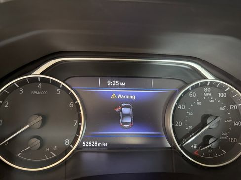 Used 2023 Nissan Maxima SV w/ Floor Mat Group image 1