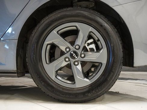 Used 2022 Kia K5 LX image 34