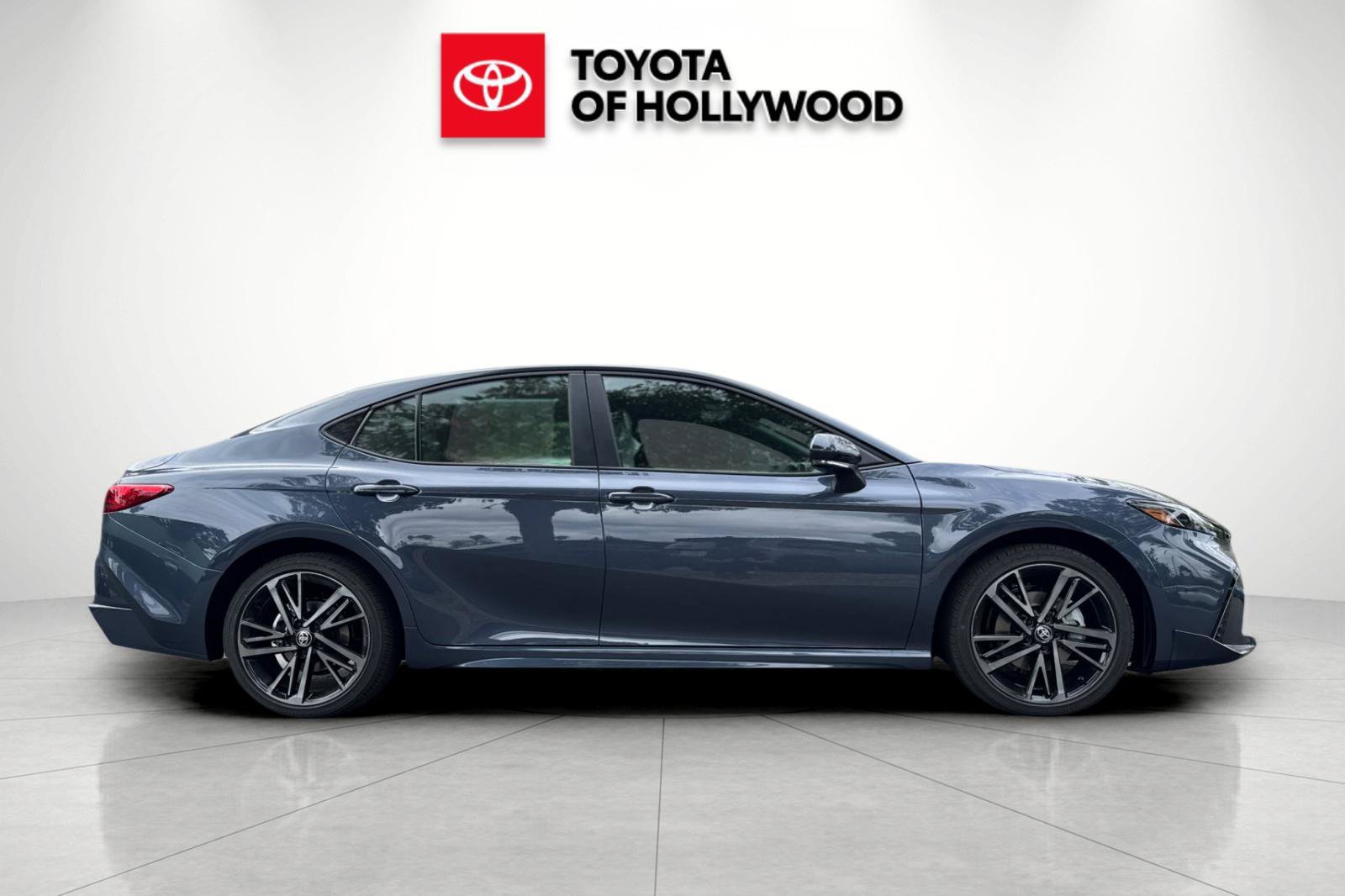 New 2026 Toyota Camry XSE w/ Premium Package AWD/4WD image 3
