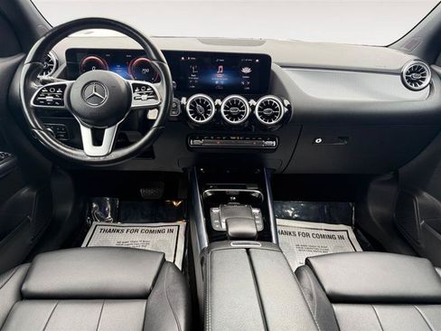 Used 2022 Mercedes-Benz GLA 250 4MATIC w/ Premium Package Lite image 12