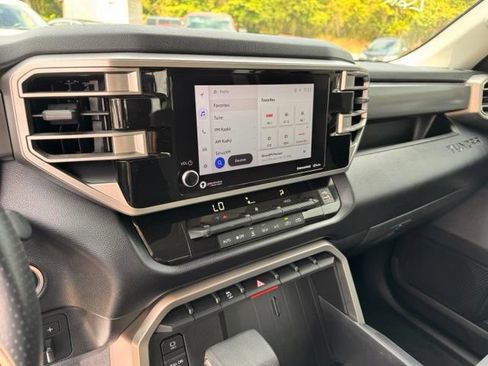 Used 2024 Toyota Tundra SR5 AWD/4WD image 18
