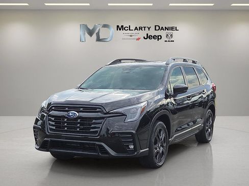 Used 2025 Subaru Ascent Onyx Edition AWD/4WD image 2