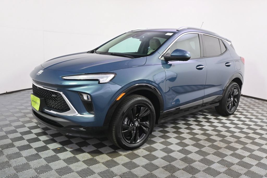 Used 2025 Buick Encore GX Sport Touring w/ Advanced Technology Package AWD/4WD image 2