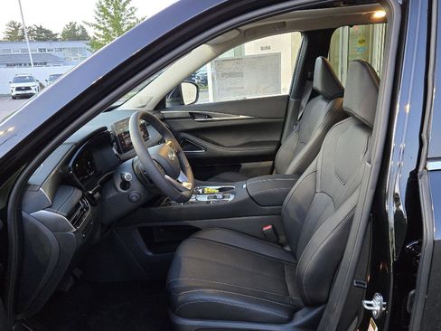 New 2026 INFINITI QX60 Luxe w/ Cargo Package image 4