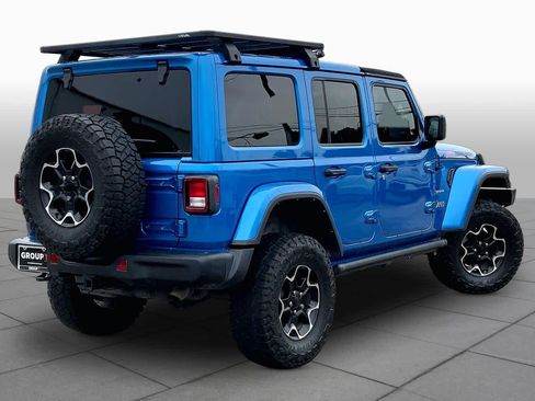 Used 2022 Jeep Wrangler Unlimited Sahara AWD/4WD image 12