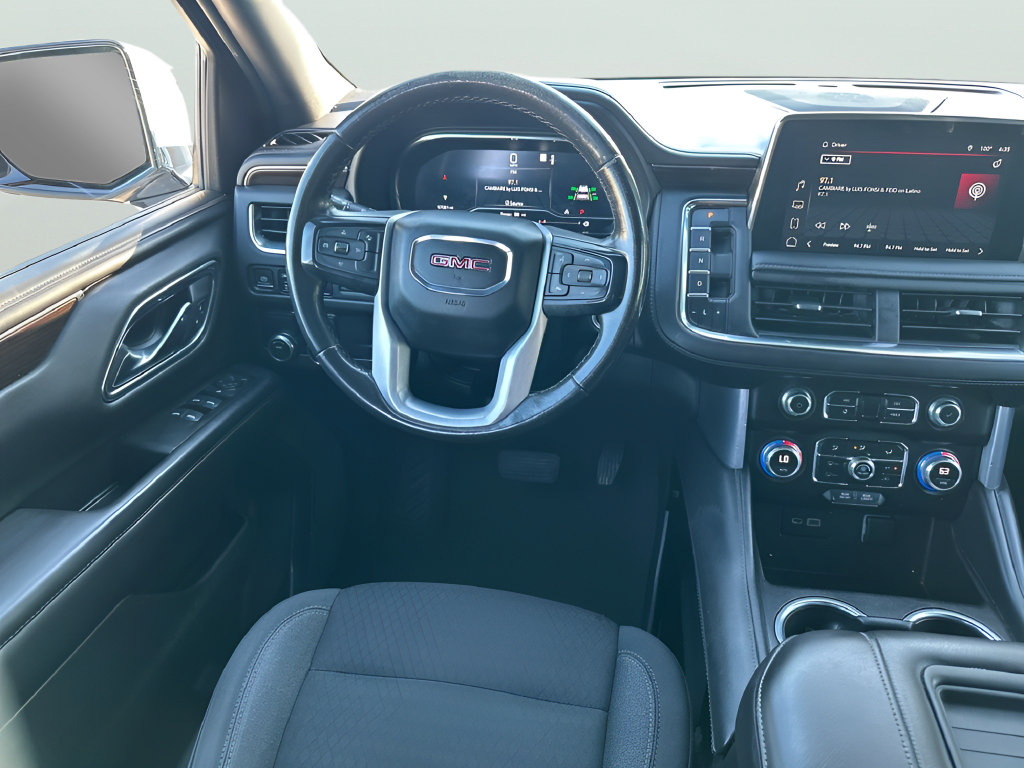 Used 2023 GMC Yukon XL SLE w/ Gmc Pro Safety Plus Package RWD image 31
