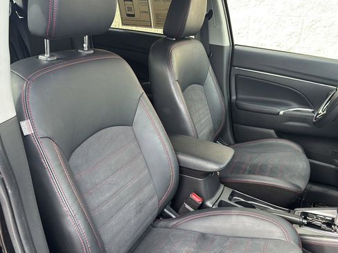 Used 2023 Mitsubishi Outlander Sport SE AWD/4WD image 23