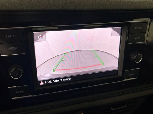 Used 2024 Volkswagen Jetta SE FWD image 24