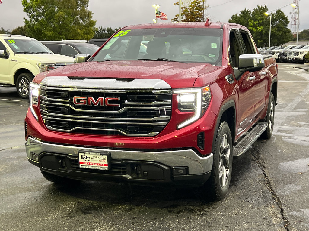 Used 2025 GMC Sierra 1500 SLT w/ SLT Convenience Package AWD/4WD image 2