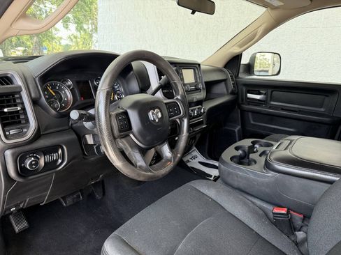 Used 2019 RAM 3500 Tradesman AWD/4WD image 3