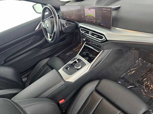 Used 2024 BMW 430i xDrive Coupe w/ Premium Package image 11