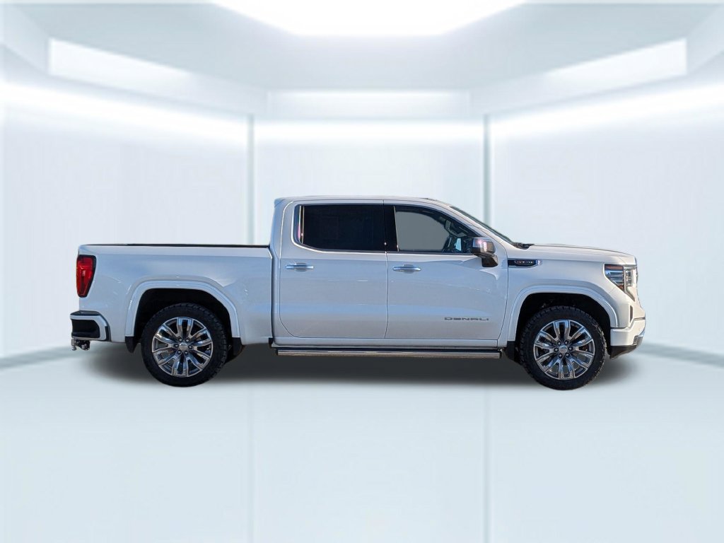 Used 2024 GMC Sierra 1500 Denali w/ Denali Reserve Package AWD/4WD image 7