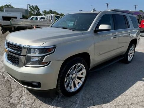 Used 2016 Chevrolet Tahoe LT w/ Luxury Package AWD/4WD image 6