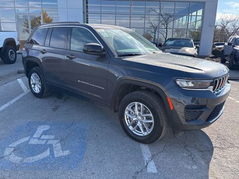 New 2026 Jeep Grand Cherokee Laredo X AWD/4WD image 41