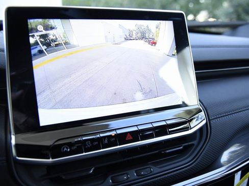 New 2025 Jeep Compass Latitude w/ Altitude Special Edition image 12