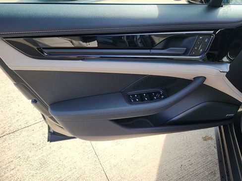New 2026 Porsche Panamera 4 image 11