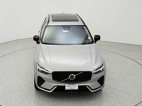 Used 2024 Volvo XC60 B5 Ultimate w/ Protection Package Premier AWD/4WD image 14