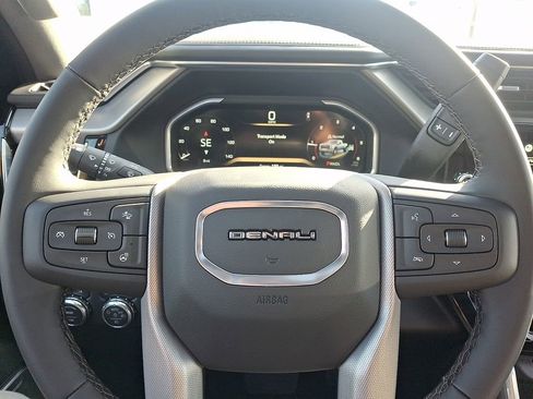 New 2026 GMC Sierra 3500 Denali w/ Denali Reserve Package image 15