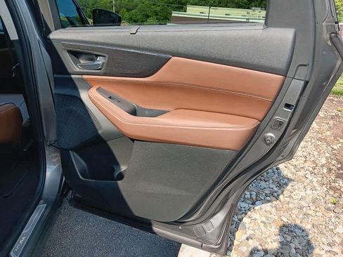 Used 2024 Acura MDX SH-AWD w/ Advance Package image 35