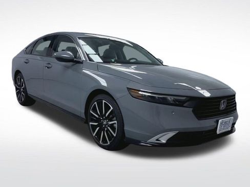 New 2026 Honda Accord Touring image 2