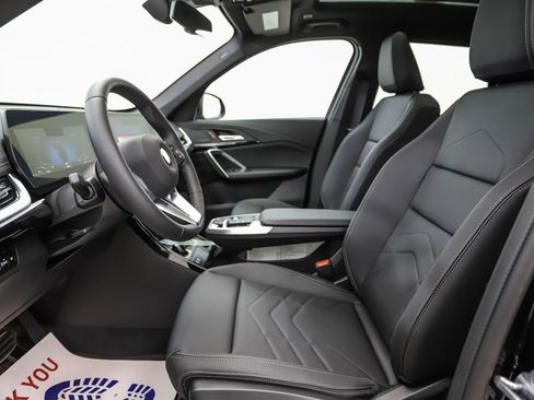 Used 2025 BMW X1 xDrive28i w/ Convenience Package image 11