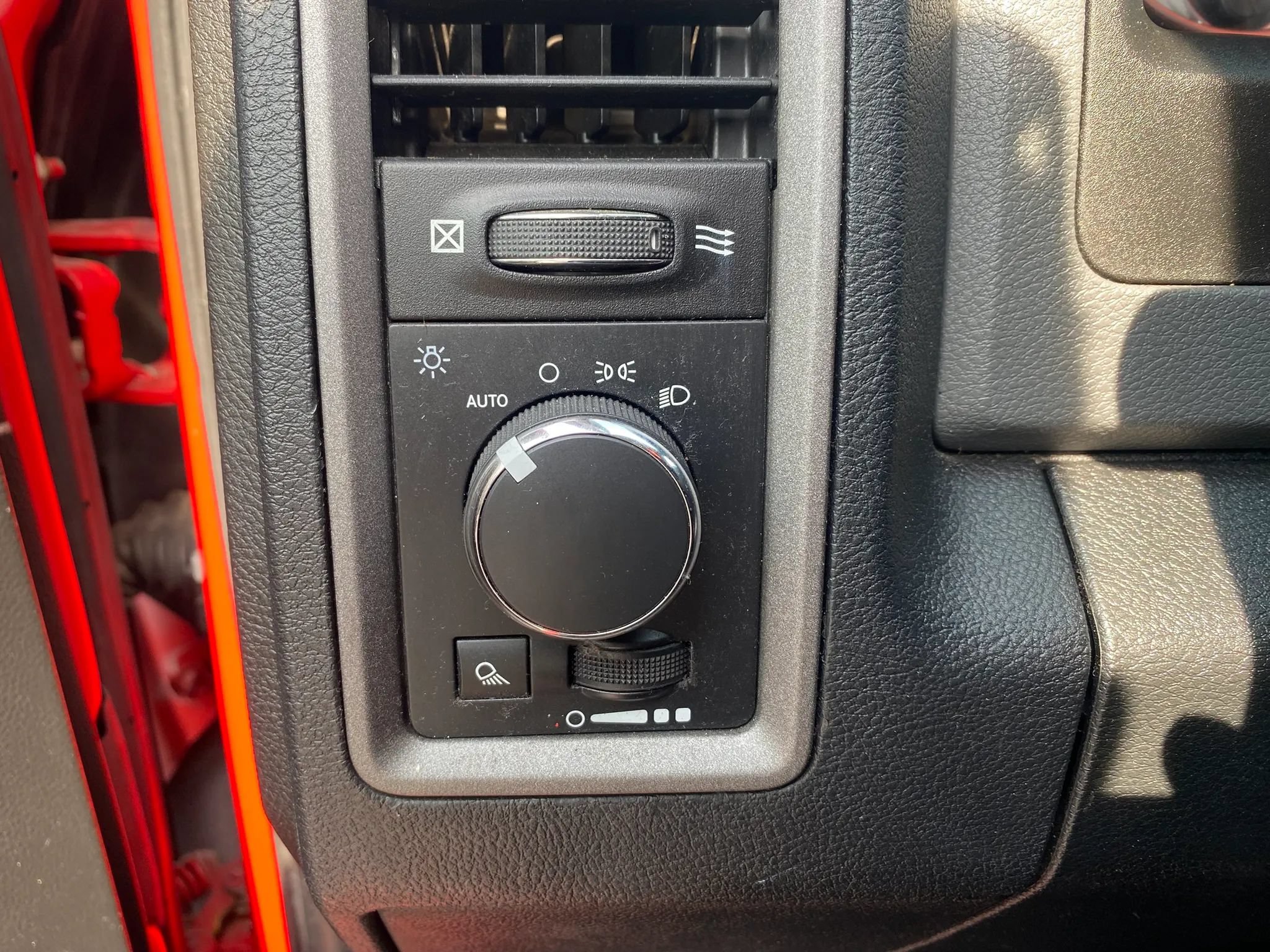 Used 2016 RAM 1500 Tradesman w/ Popular Equipment Group AWD/4WD image 17