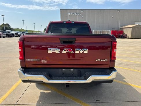 Used 2025 RAM 1500 Big Horn AWD/4WD image 8