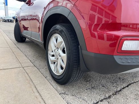 Used 2023 Hyundai Venue SE image 17