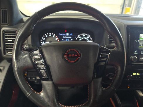 Certified 2023 Nissan Frontier PRO-4X w/ Technology Package image 3